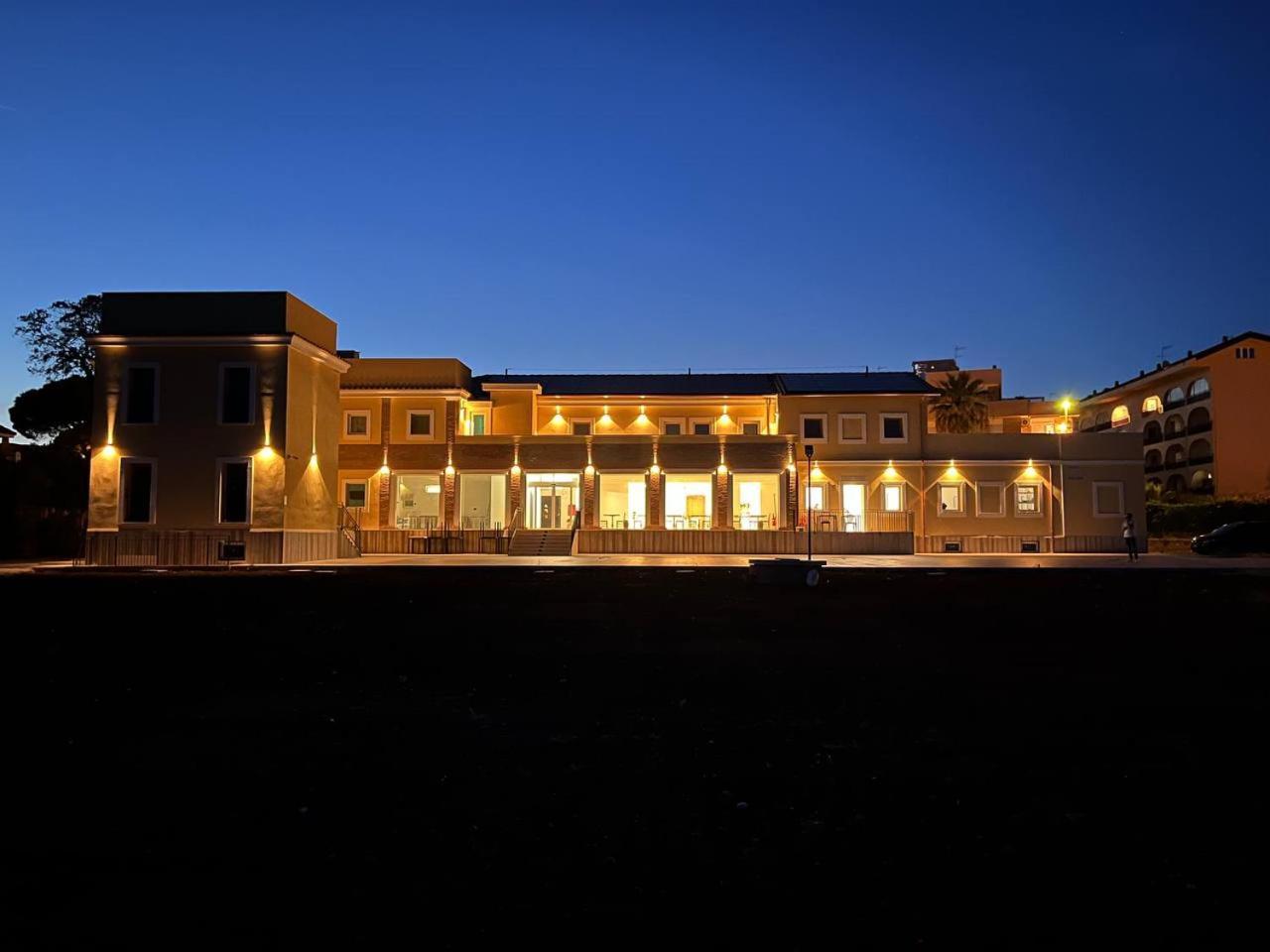 Stella Del Mare Hotel Santa Marinella Kültér fotó